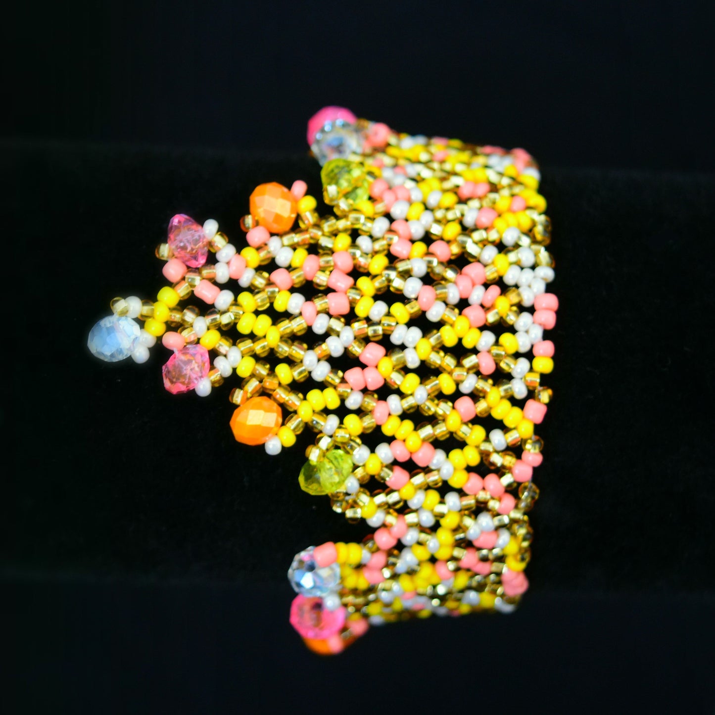 NA-OV-1003-Y beaded Jewelry bracelet for women Nancy Alvarez Collection